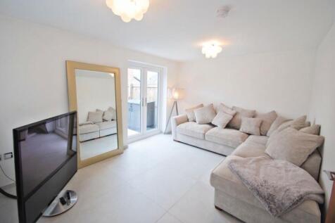 Hardy Road, Wilmslow, SK9 photo 3