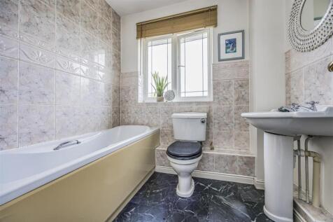 Kingfisher Drive, Westbourne-PorticoMarketing-Nexa