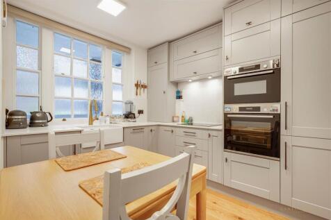 Kitchen.jpg