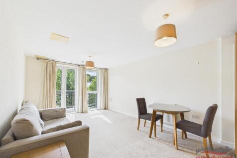 East Croft House, Northolt Road, Harrow photo 4