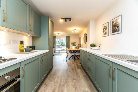 2 Chateau Mews 00...