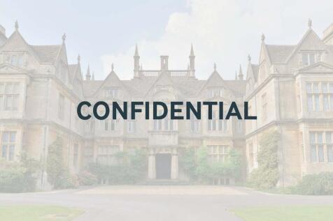 Hotels_Confidential_English_4.jpg