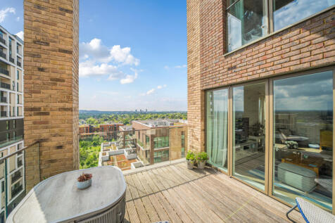 11-681cd6ae07729-...