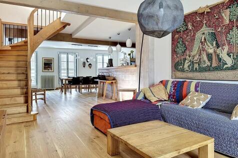 Property Image 1