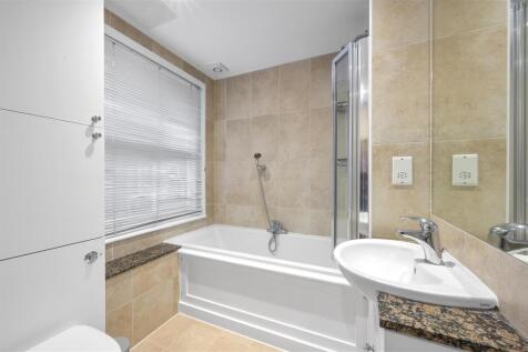 HIGH STREET 74,14.jpg