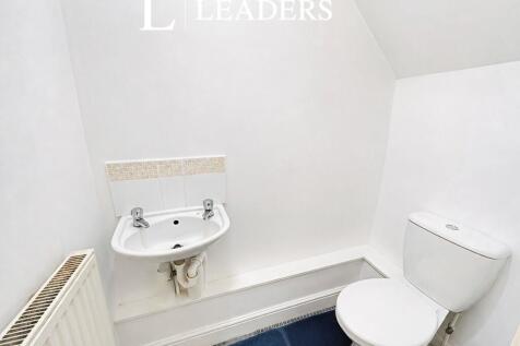 Broomhill Lane, NG19 photo 4