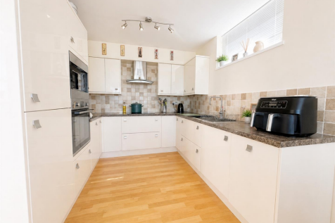 Kitchen.png