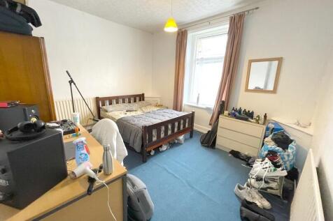 20, Highnam Crescent Road, Sheffield, S10 photo 4