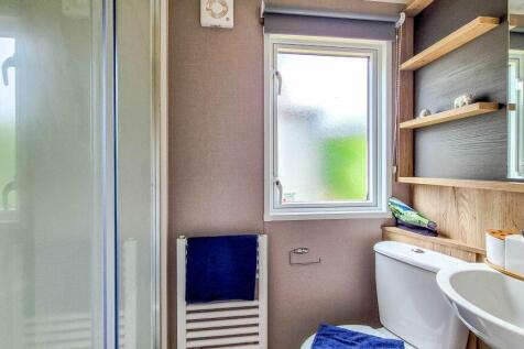 Bathroom with Shower in the Willerby Rio Holiday C