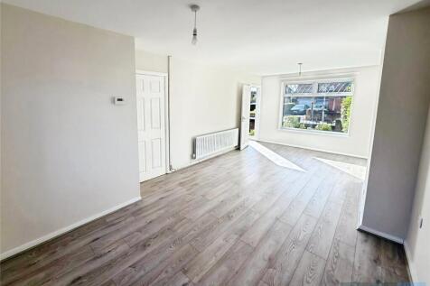 Wallace Avenue, Liverpool, Merseyside, L36 photo 3