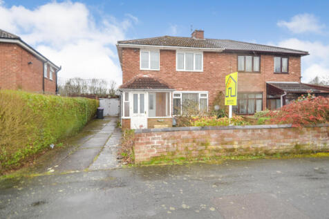 Three Bedroom Semi Detached Family Home in Wrockw