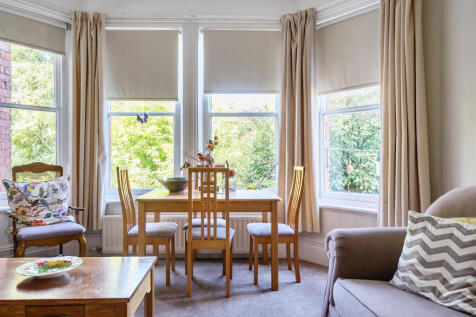 1324512-13-68776905c0d9b-ARW-1