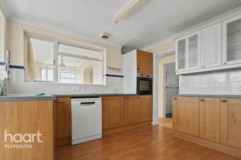 Dolphin Court Road, PAIGNTON photo 5
