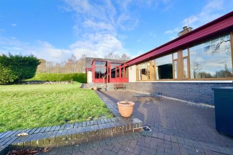 5 bed, 3 bath Detached Bungalow in Glasgow - Photo 28