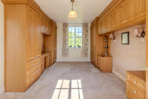 Cliffe House (23 of 36).jpg