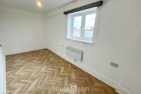 Latimer Road, Bournemouth photo 5
