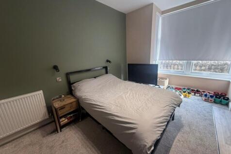 Room 1, Neale Street photo 4