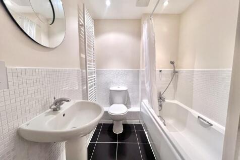 55b09597-8879-44f...