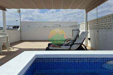 2 Bedroom Terraced For Sale-RED445-2