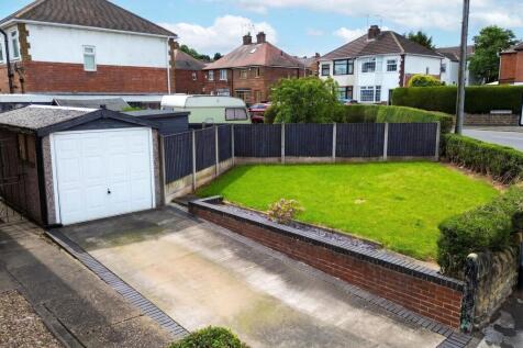 Front Garden/Driveway
