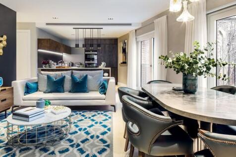 London Keybridge Lofts Living Room and Kitchen