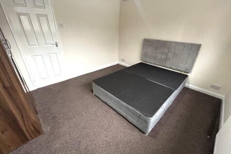2 William Royd Lane, Heckmondwike, WF16 9SA photo 5