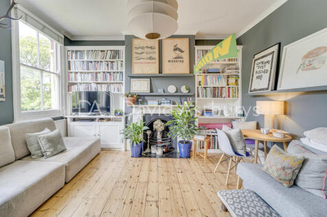 Crescent Road, Crouch End, London photo 4
