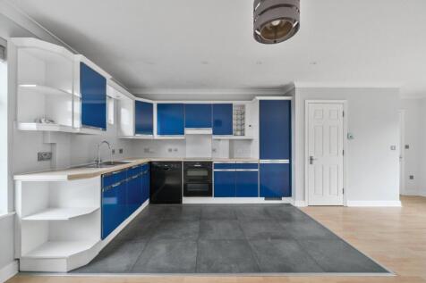 Kingston Hill, Kingston Upon Thames, KT2 photo 3