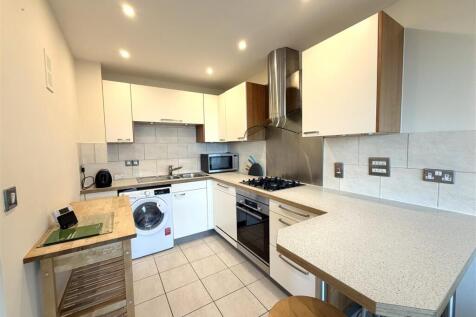 Kitchen 1.JPG