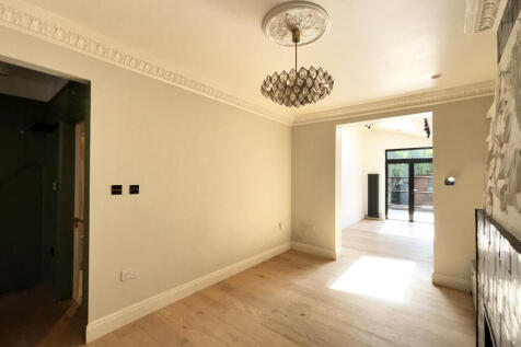 Gr Floor 9 Pentney Road, London, London, SW19 4JE photo 5