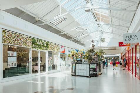 Retail Property (Shopping Centre) to rent Image 3