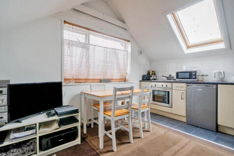 Alexandra Road, Worthing, West Sussex, BN11 photo 3