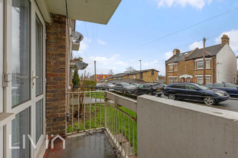 62 Denmark Road (watermarked) - 12