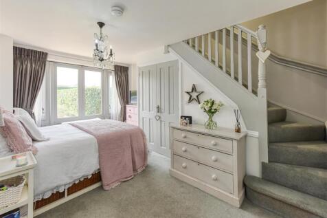 The Gatehouse-bed1.jpg