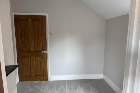 Station Terrace, Twyford photo 4