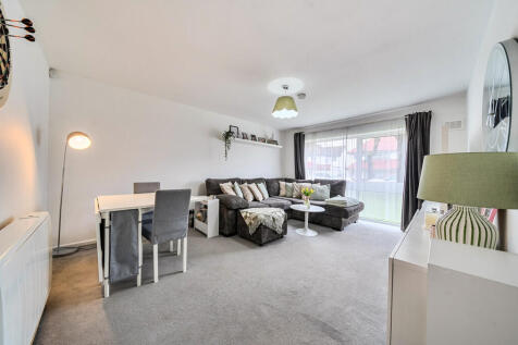 LOUNGE10