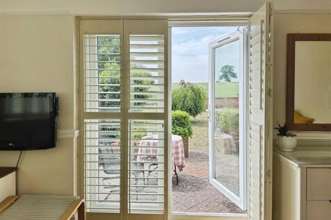 c9e0016d--49E0-8096-6AF247E28FFF-29810-000027BBA36