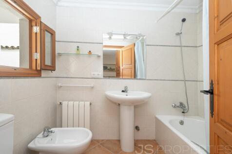 Charming house for sale in the iconic village of Pollensa