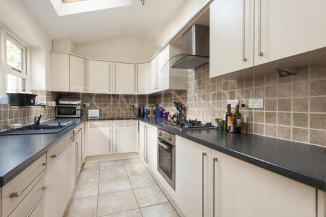 Rothesay Avenue, Lenton, Nottingham, NG7 1PW photo 3
