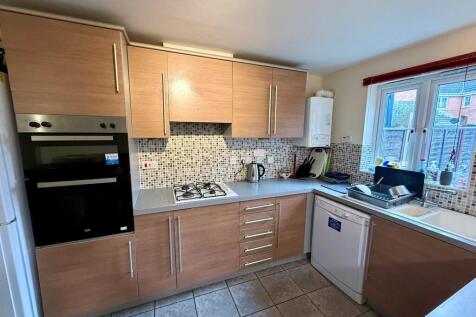 Boleyn Avenue, Sugar Way, Peterborough, PE2 photo 3