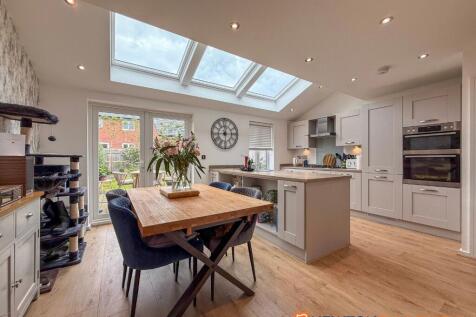 Dining Kitchen 1