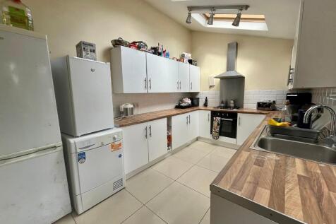 Whitby Road, Fallowfield, Manchester, M14 6QH photo 2
