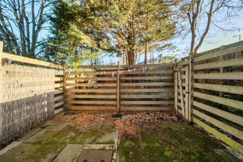 1385943-11-694573...