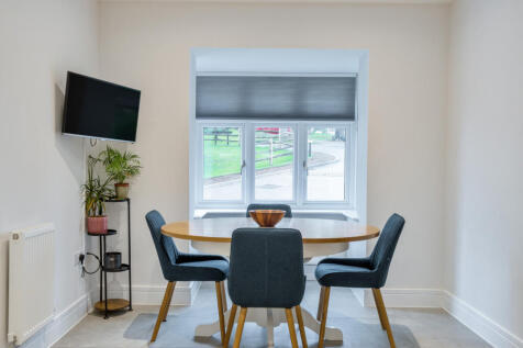 1362538-7-68dff2f...