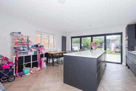 Barrington Close_8.jpg