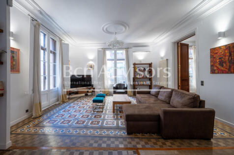 amplia-vivienda-con-caracter-historico-en-el-co...