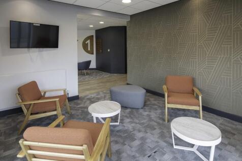 Office to rent Image 3
