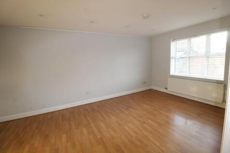 LOUNGE 1.JPG