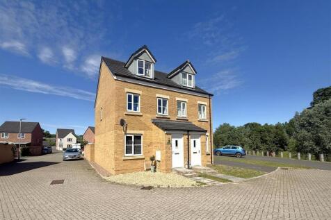 5 Town Farm Road (1).jpg