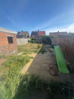 rear garden.jpg